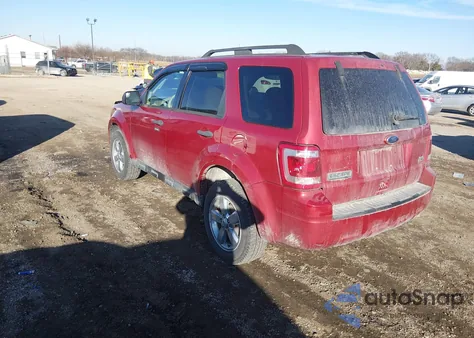 2011 Ford Escape Xlt z USA, uszkodzony, nr VIN 1FMCU9DG0BKA31880